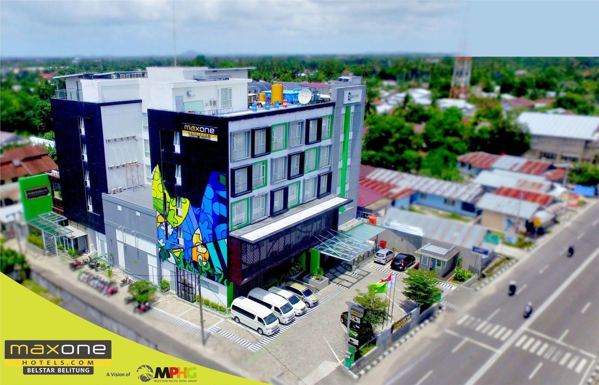 Dk Belstar Hotel Belitung Tanjung Pandan Exterior photo