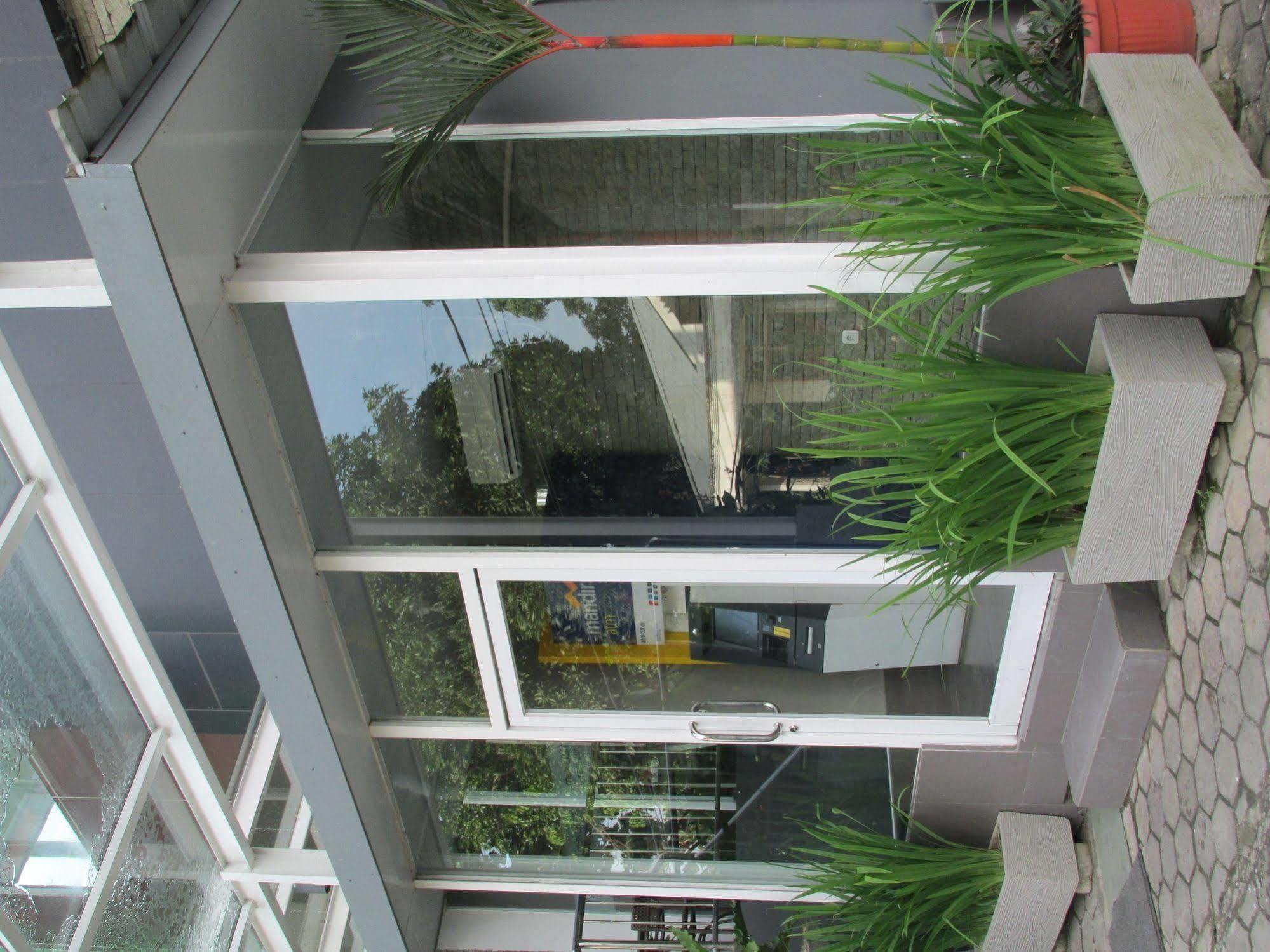 Dk Belstar Hotel Belitung Tanjung Pandan Exterior photo